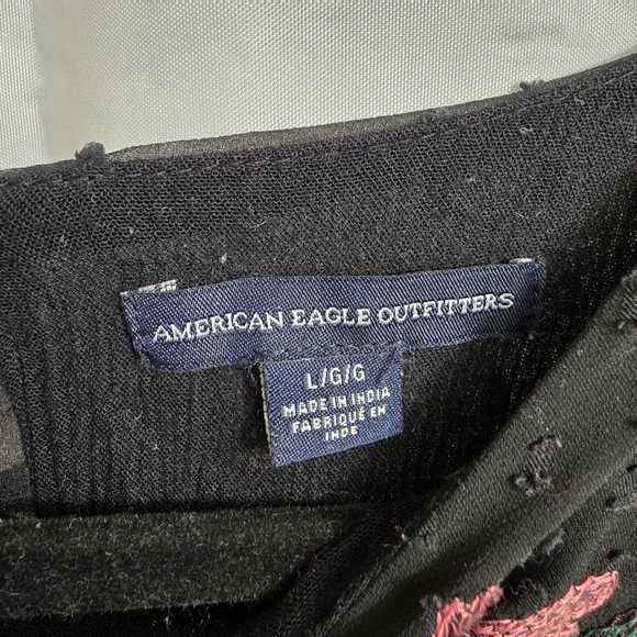 American Eagle Outfitters Peplum Top with Red Floral Embroidery Size Large - Picture 15 of 16